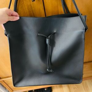 Von Holzhausen - The Large Shopper (Black)